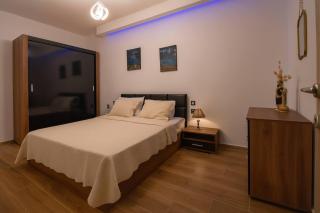 Thessaloniki Luxe Suite, Chrysa's Private Getaway - 8