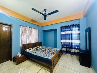 R5 Spacious Non AC Private Bedroom at Bashundhara residential area Block A - 4