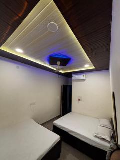 Jai Siddhi nath home stay - 9