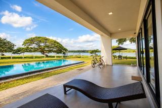 Lakefront Private Pool Villa Full Privacy Nature Escape - 7