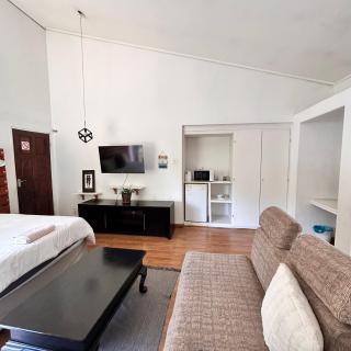 Peaamb GuestHouse - Springs Golf Club - 3