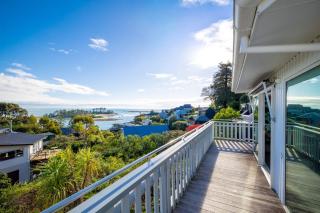 The Deck Nelson Haven with Panoramic Bay Views - 3