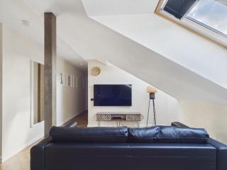 B34 Loft Apartments - 5