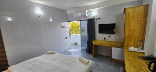 Chao 4p investment guest house - 3