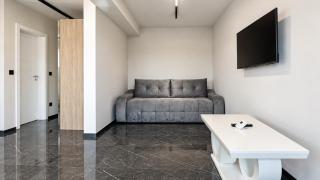 Art Deluxe - Private Parking - 7