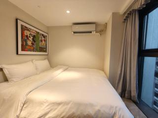 Huanyue Service Apartment Near Dongmen Old StreetLuohu Checkpoint - 3