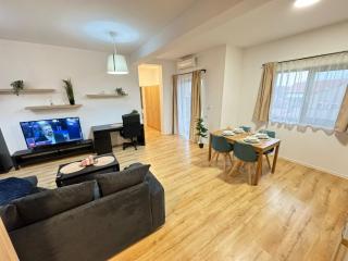 Glam Apartments Lipatti near Mall and City Center - Parking Option - 7