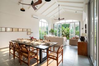 LohonoStays Mila Villa 5 - 8