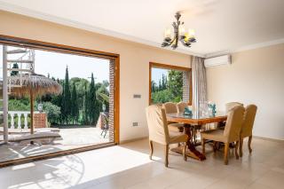 Villa Mariposa with Heated pool - 9
