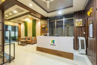 Treebo Shree Sai Suites - 2km from Mahalaxmi Temple - 8