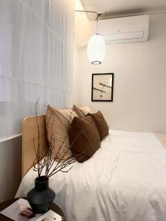 Dear Seoul Stay - Modern 2BR, 7 Min Walk to Seoul Station, Sleeps 6 - 3