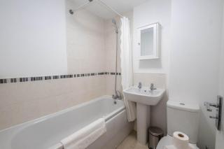 Dales Park House - 6
