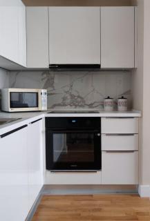 Artistic Style Apartment with City Views - 2