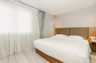Aurea Delight Hotel - 1