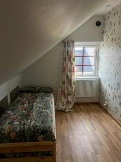 Bright and spacious apartment on horse farm - 5