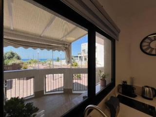 GW930 Gugel Waves Amazing Seaview Apartments - 7