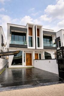 Creststone Brand New Luxury 4 Bedroom Duplex - 5
