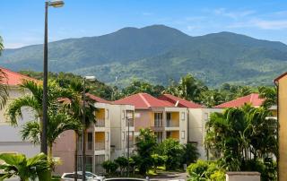 Appartement Sainte-Rose 54 m² avec parking - 0