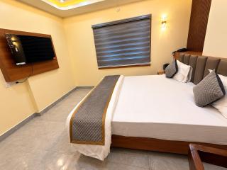 The Gaya Ji Station Stay - 5