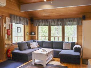 Holiday Home Hyryn herra mökki by Interhome - 2