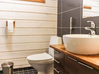 Holiday Home Aurinko-saaga 2 paritalo lasiterassihuon by Interhome - 3