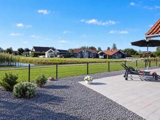 Holiday Home Domi - 1-2km from the sea by Interhome - 6