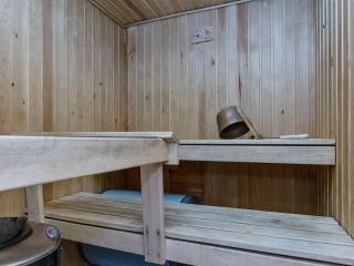 Holiday Home Saariseläntie 8 b 1 vaeltaja by Interhome - 8