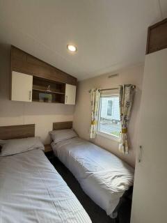 Cornish Coastal Retreat - Dog Friendly Caravan - Hedley Wood Holiday Park - 7
