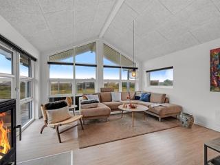 Holiday Home Tola - 450m from the sea by Interhome - 6