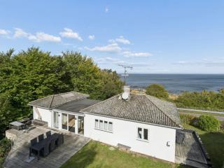 Holiday Home Ensio - 150m from the sea by Interhome - 0
