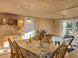 Holiday Home Ajten - 150m from the sea by Interhome - 7
