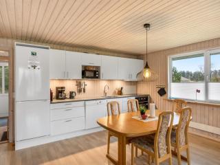 Holiday Home Gisella - 900m from the sea by Interhome - 1