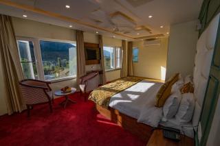 The Riviera Hotel Pahalgam - 6