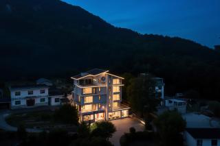 Floral Huangshan Mountain Wild Fun Homestay - 0