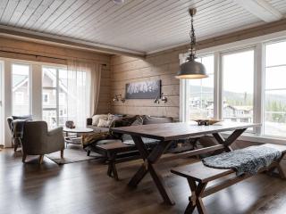 Perfect for families close to ski slope - 2