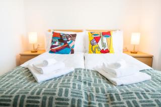 Urban Smart Living near Basel SBB & City Center - Special PICCO PICASSO 51 Apartment, up to 4 guests - Basilea - 9