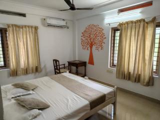 Prime 2bhk stay near K E School, Caritas and MCH - 3
