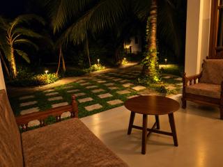 Orion Waves Hotel & Restaurant - 1