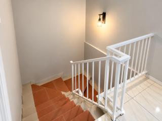 ANG LEE HOLIDAY HOME 2 - 6