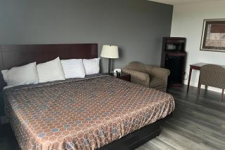 Coratel Inn and Suites By Jasper Roseville - 5