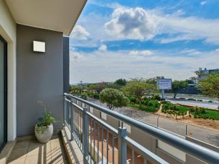 Regentis Executive Stays at The Atrium unit 151 - 7