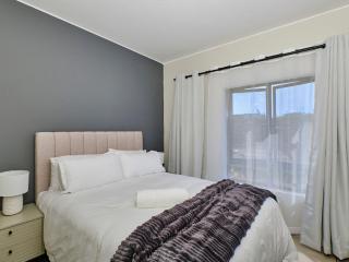 Regentis Executive Stays at The Atrium unit 151 - 5