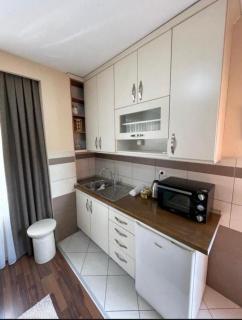 rroni apartment - 2