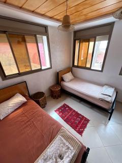 Atlantic Vibes Surf Hostel - 2