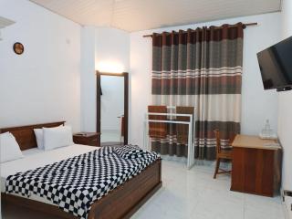 Kandy Home stay - Haloluwa - 9