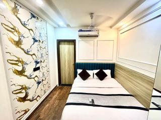 Hotel Red Stone Inn Walkable from New Delhi Railway Station - 7