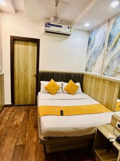 Hotel Red Stone Inn Walkable from New Delhi Railway Station - 4