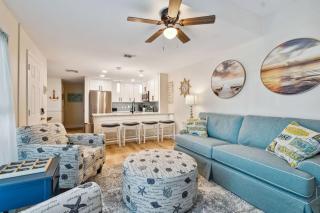 Fall Promo! Waived Resort Fee! Family Friendly, Steps to Beach! - St Pete Beach - 9