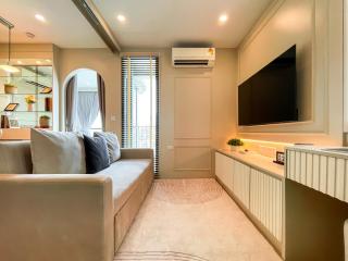 Luxury Skyview 1BR - Ultra Fast WiFi - Chit Lom - 2