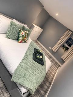 Amore Apartment - Cosy, Modern Top Floor Apartment - 7